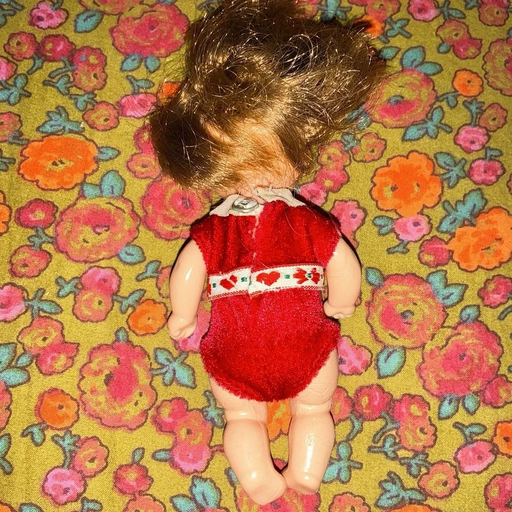 Vintage 1976 Mattel Plastic and Vinyl Girl Character Doll 4‎ 1/2